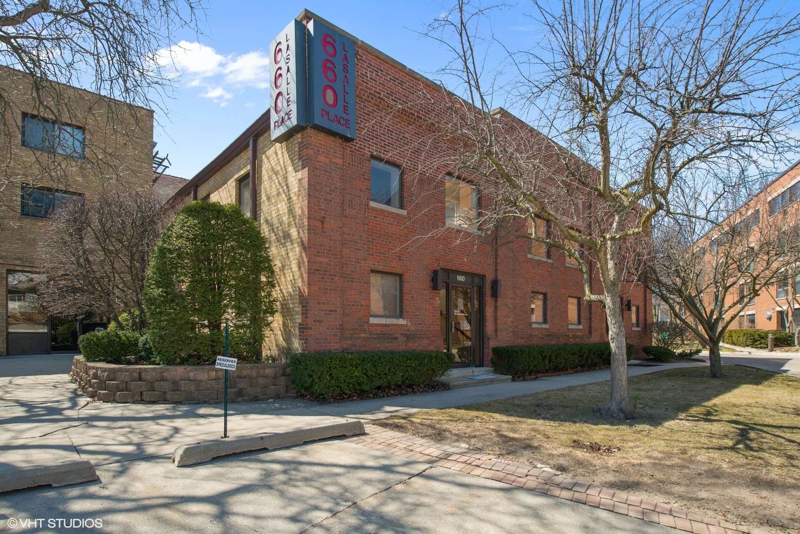 660 La Salle PL #SPDC-VU1, Highland Park, IL 60035