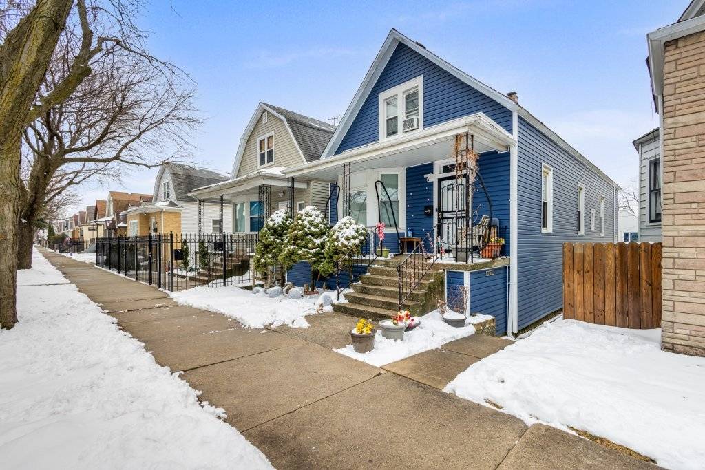 10408 S Avenue J, Chicago, IL 60617