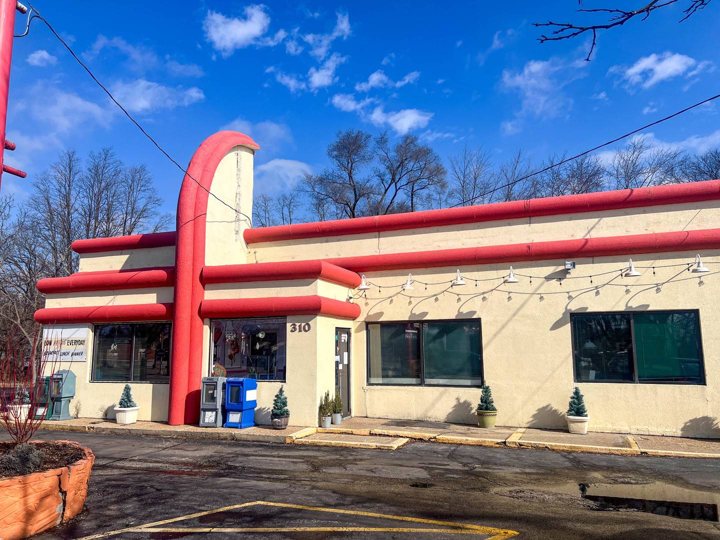 310 E State RD, Island Lake, IL 60042