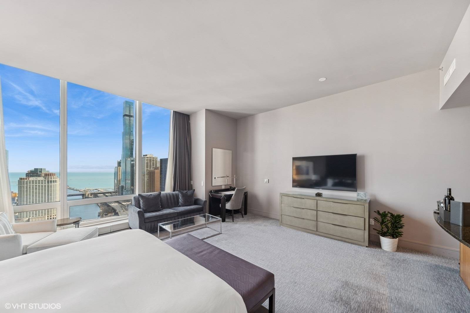 401 N Wabash AVE #2304, Chicago, IL 60611