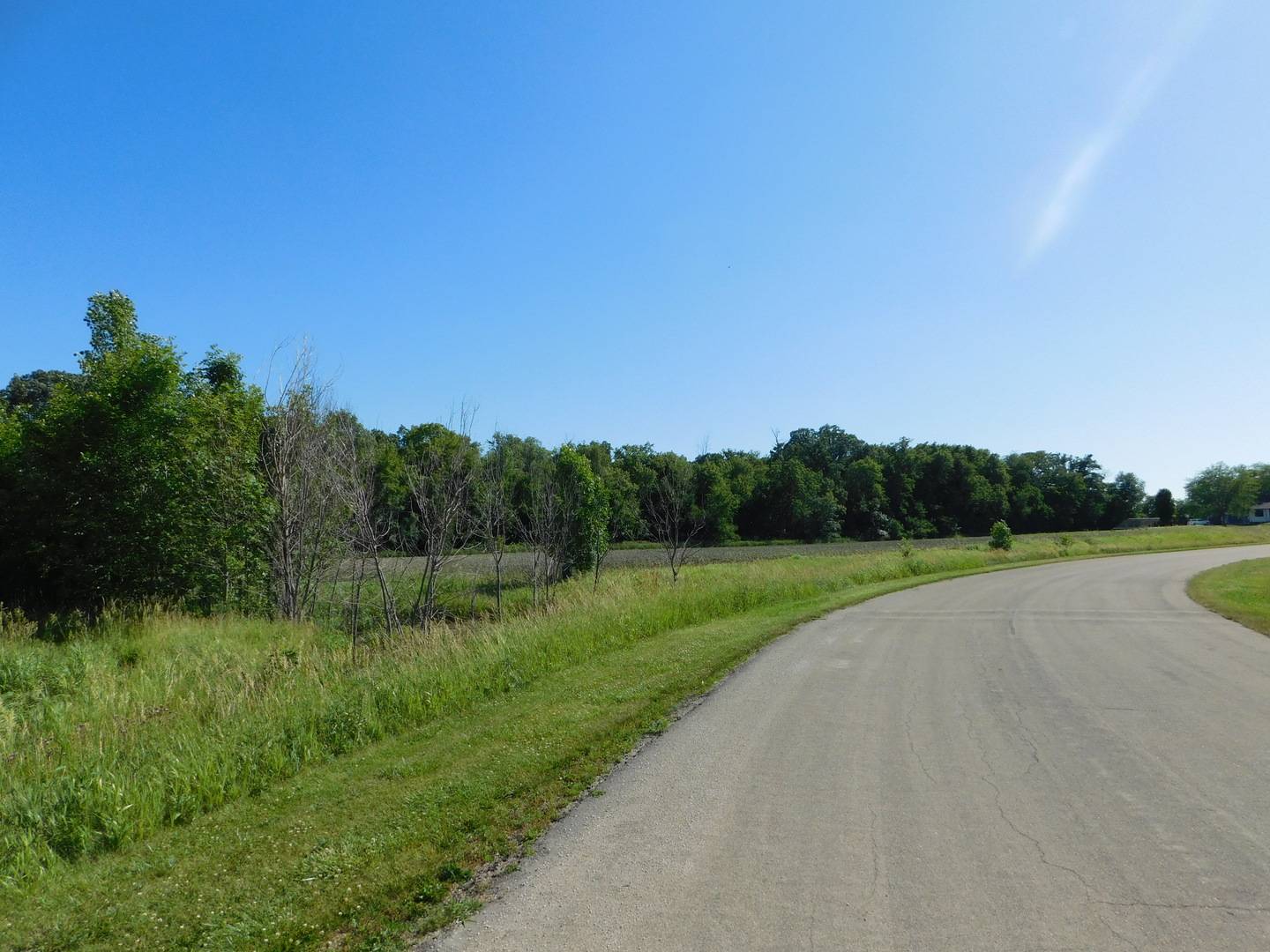 1386 N 4535th RD, Earlville, IL 60518