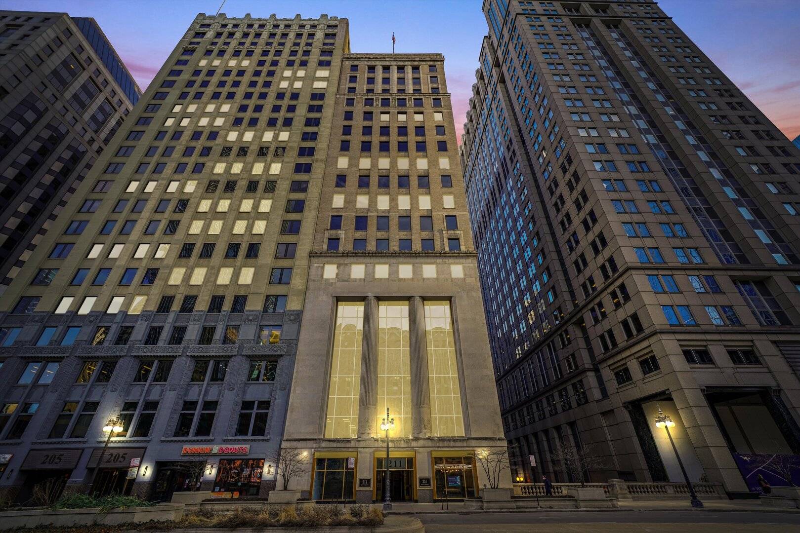 211 W Wacker DR #1610, Chicago, IL 60606