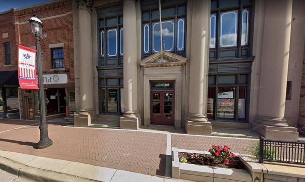 119 W MAIN ST #101-102-LL1-LL2, West Dundee, IL 60118