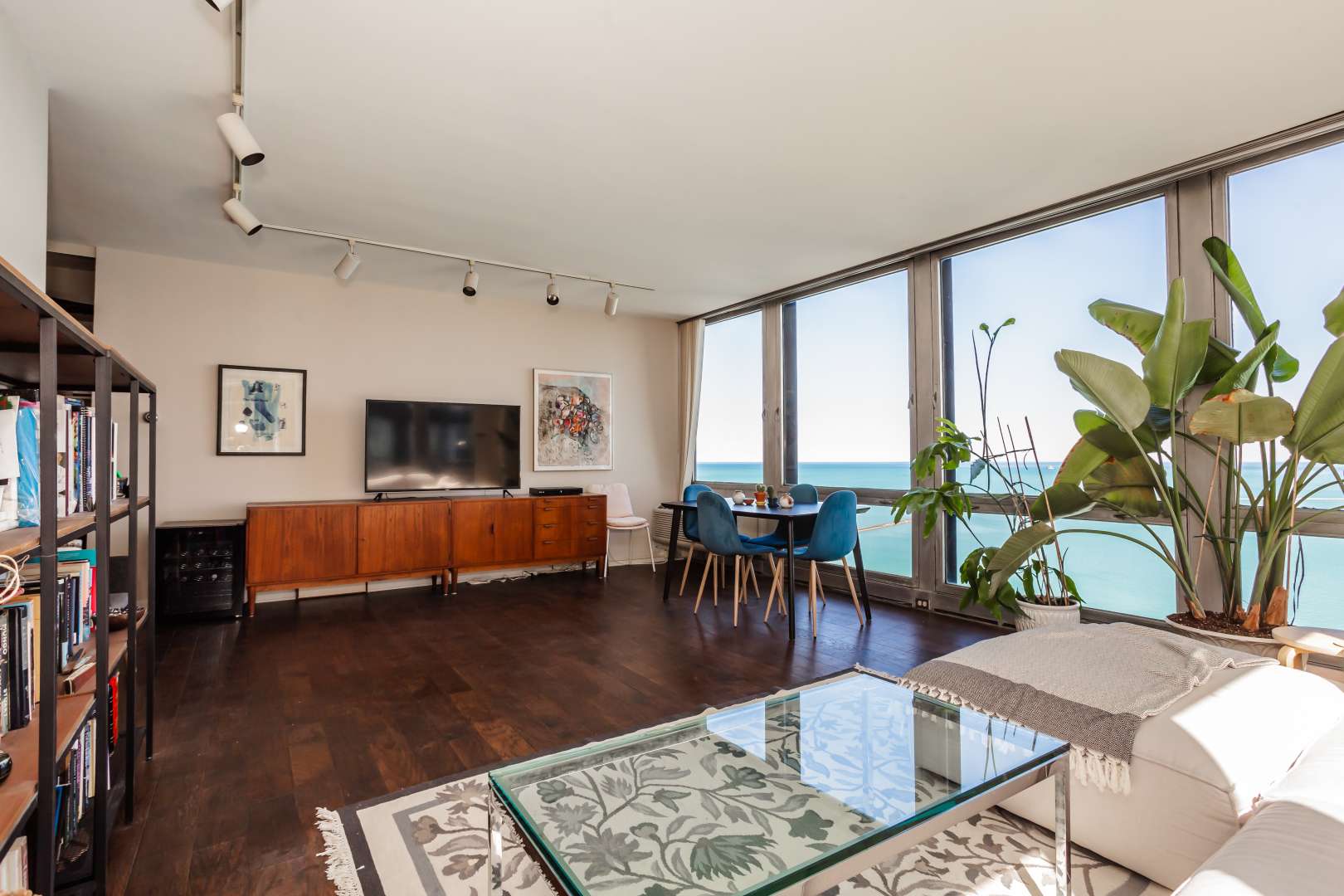 880 N LAKE SHORE DR #17D, Chicago, IL 60611