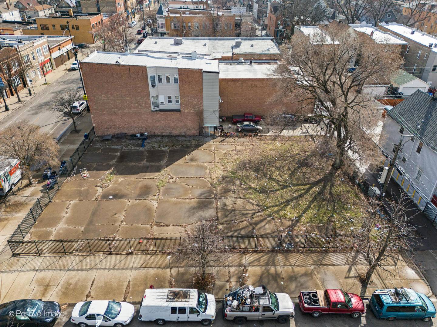 4157 W Armitage AVE, Chicago, IL 60639
