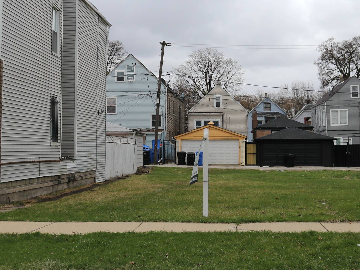 5244 S Honore ST, Chicago, IL 60609