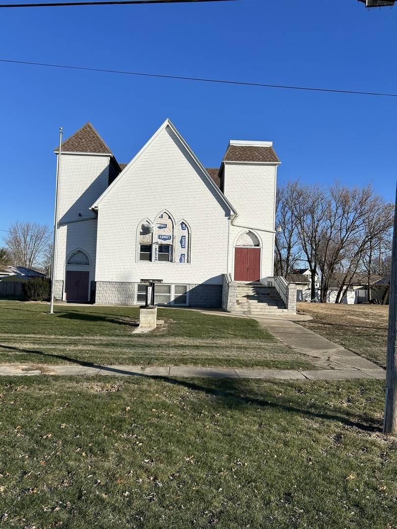 175 E 3rd AVE, Clifton, IL 60927