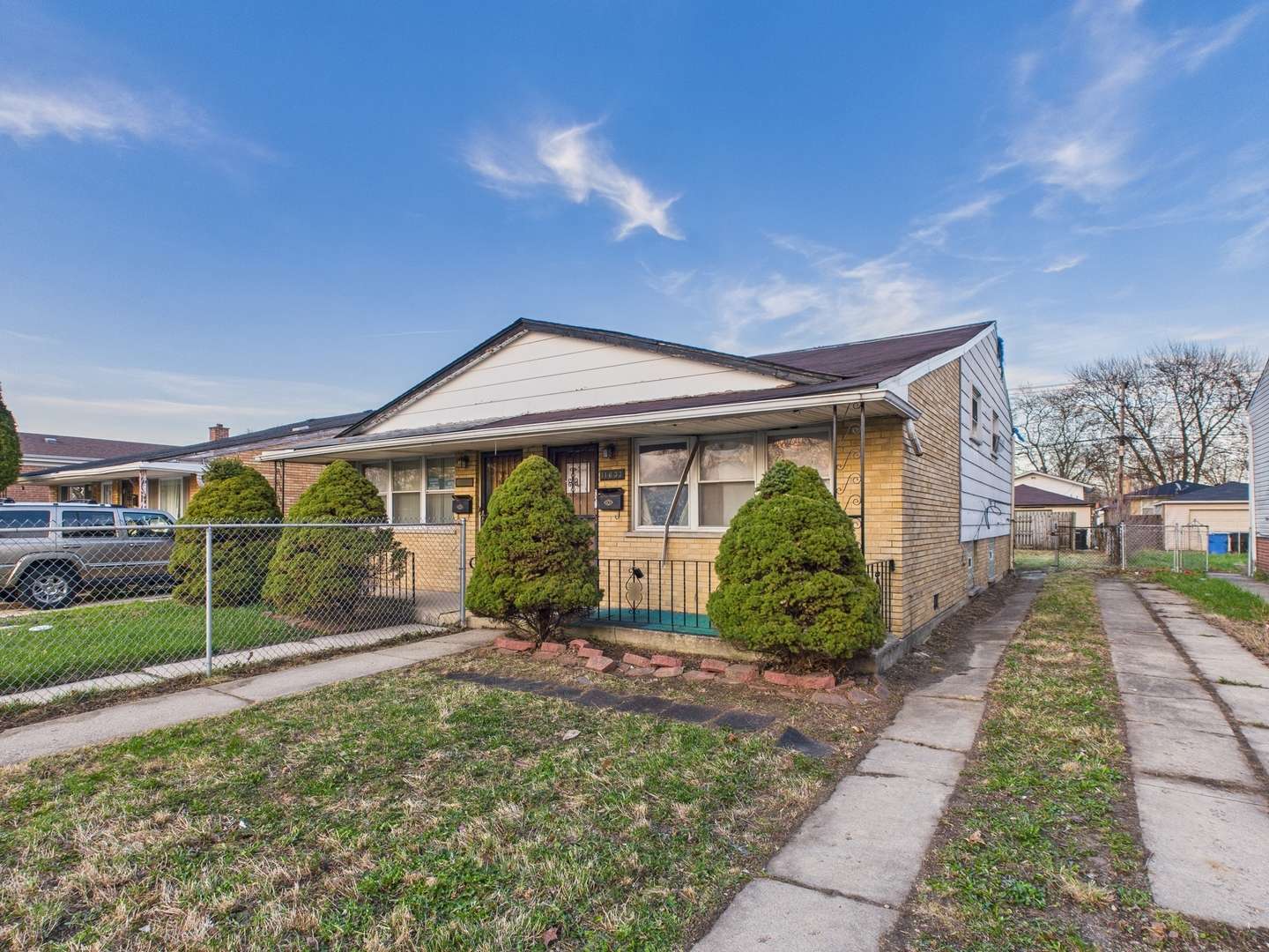 11637 S Racine AVE, Chicago, IL 60643