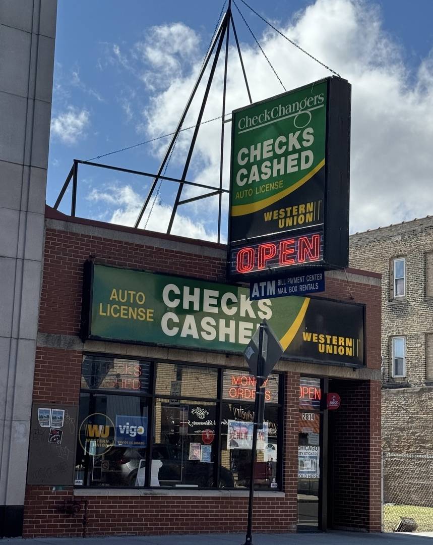 2814 N Milwaukee AVE, Chicago, IL 60618
