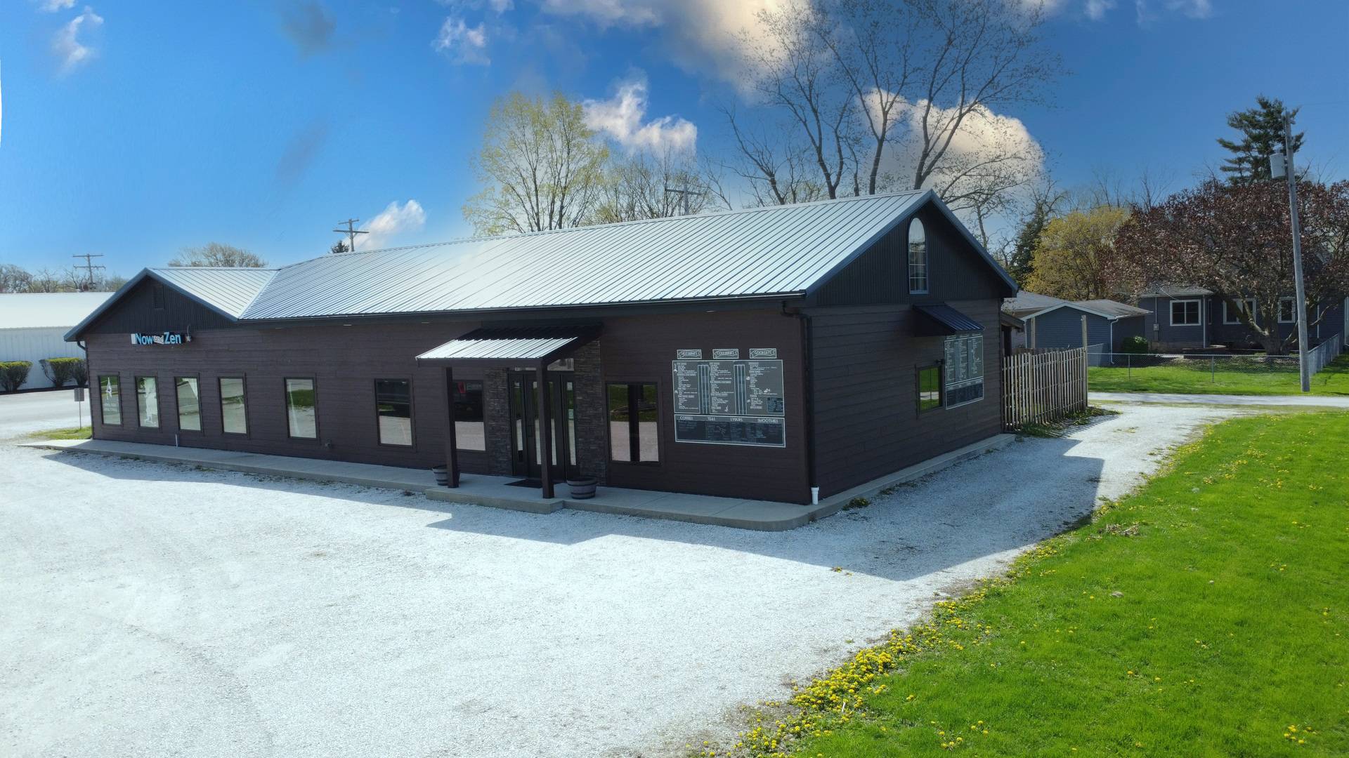 201 E Main ST, Crescent City, IL 60928