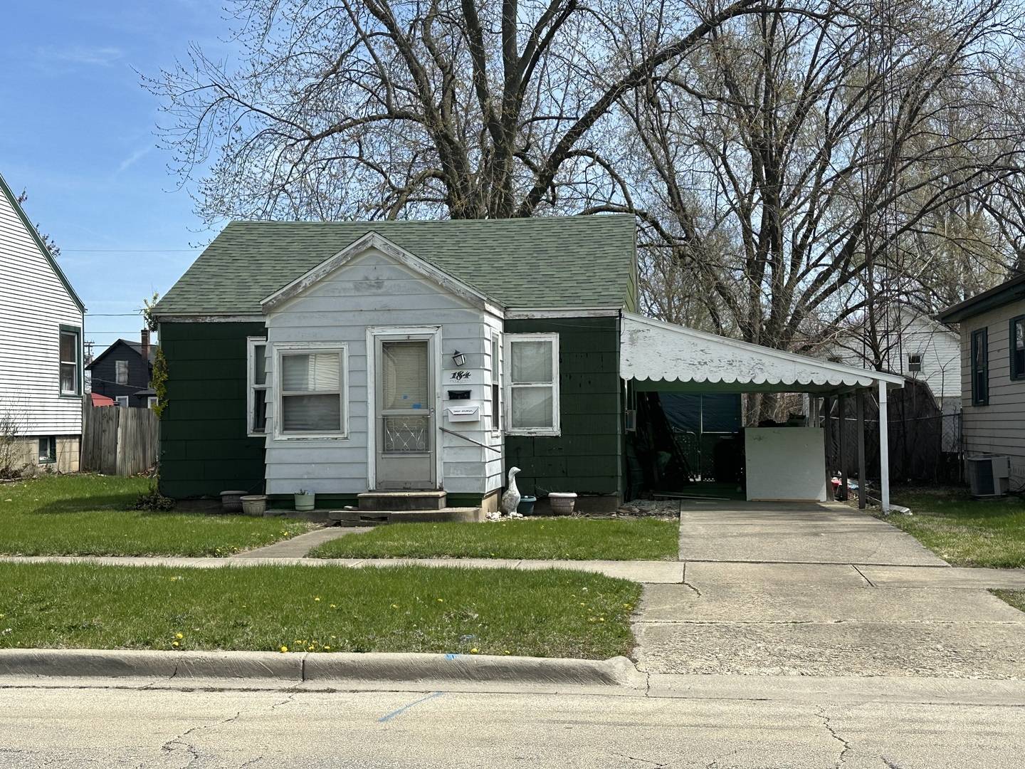 184 S Forest AVE, Bradley, IL 60915