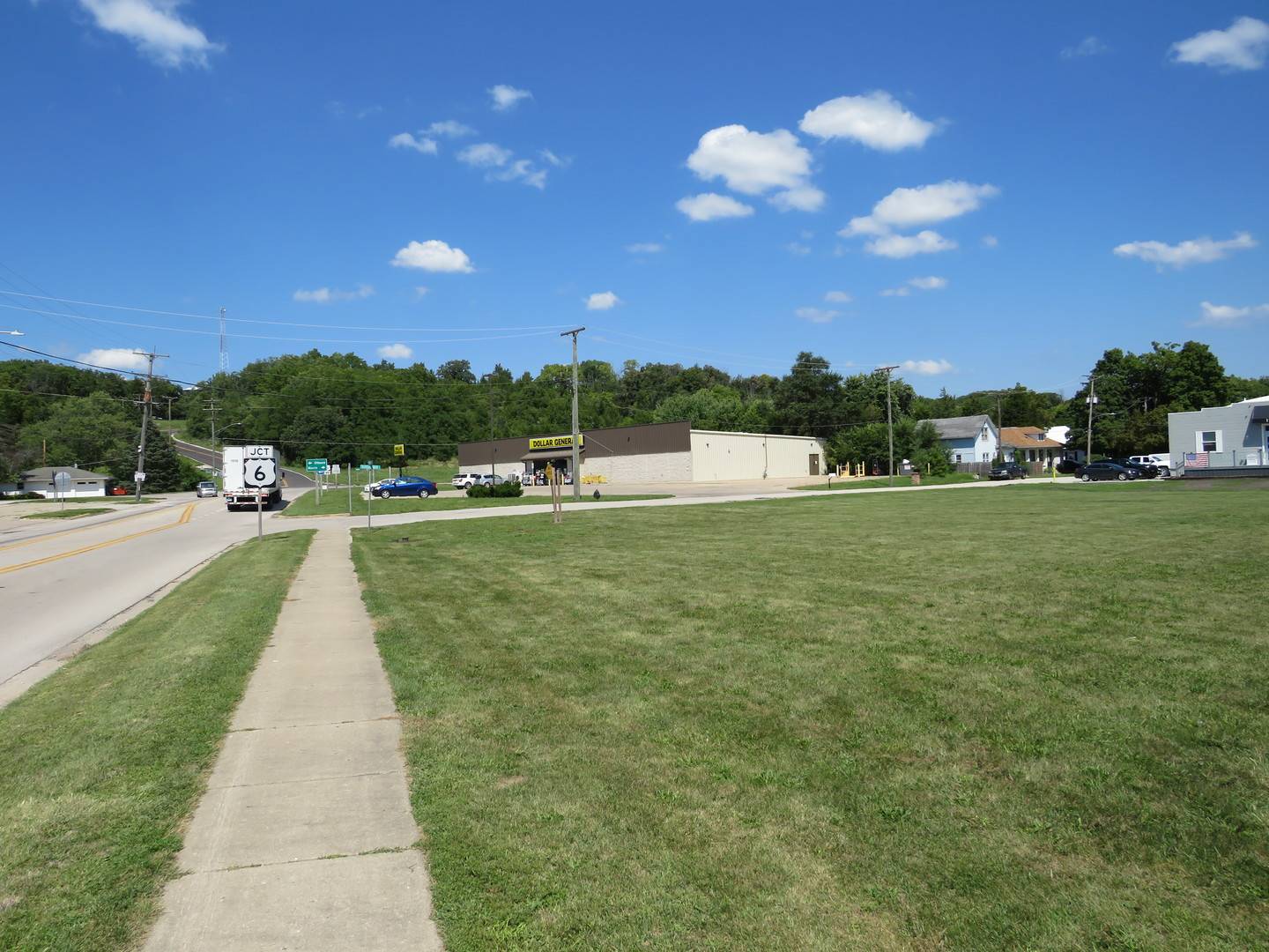 000 Brichlawn PL, Seneca, IL 61360