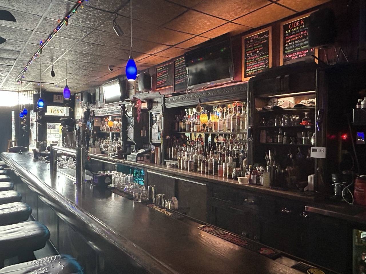 2251 W Devon AVE, Chicago, IL 60659