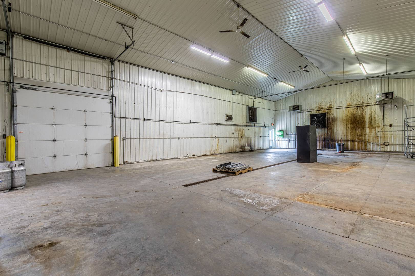 2001 W Main ST, Mendota, IL 61342