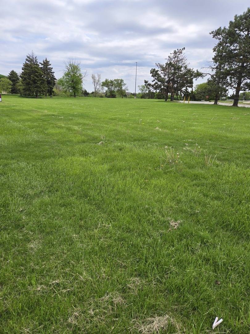 Lots 16 & 17 Northfield Sq Resub, Bourbonnais, IL 60914