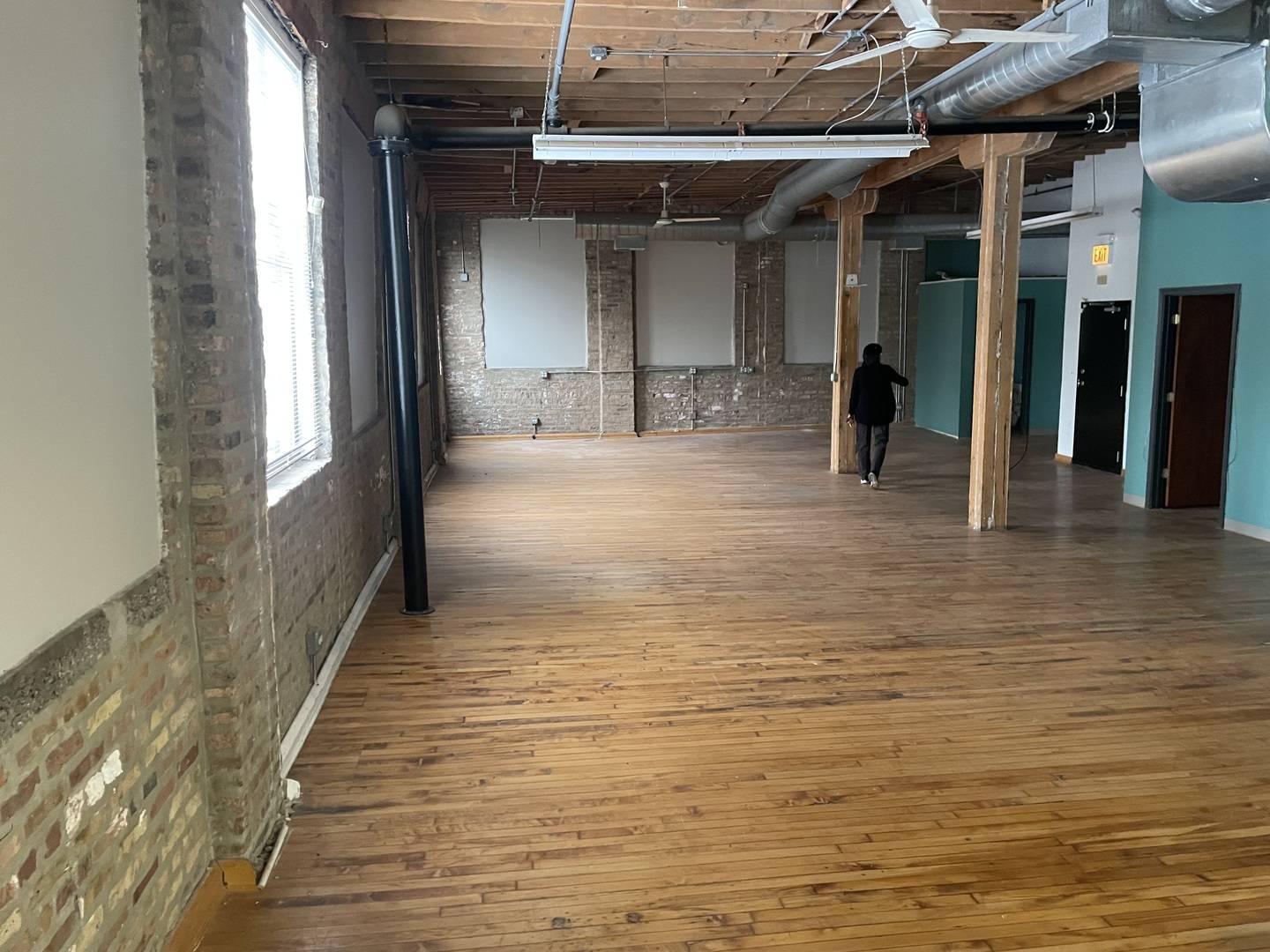 348 N Ashland AVE, Chicago, IL 60607