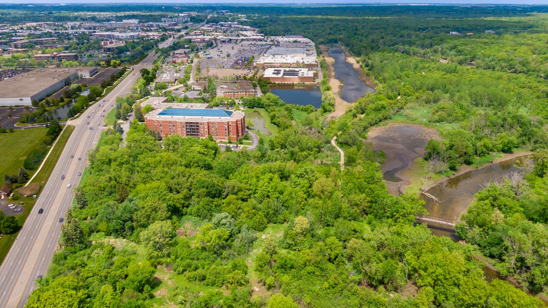 25043 N Il Route 21, Vernon Hills, IL 60061