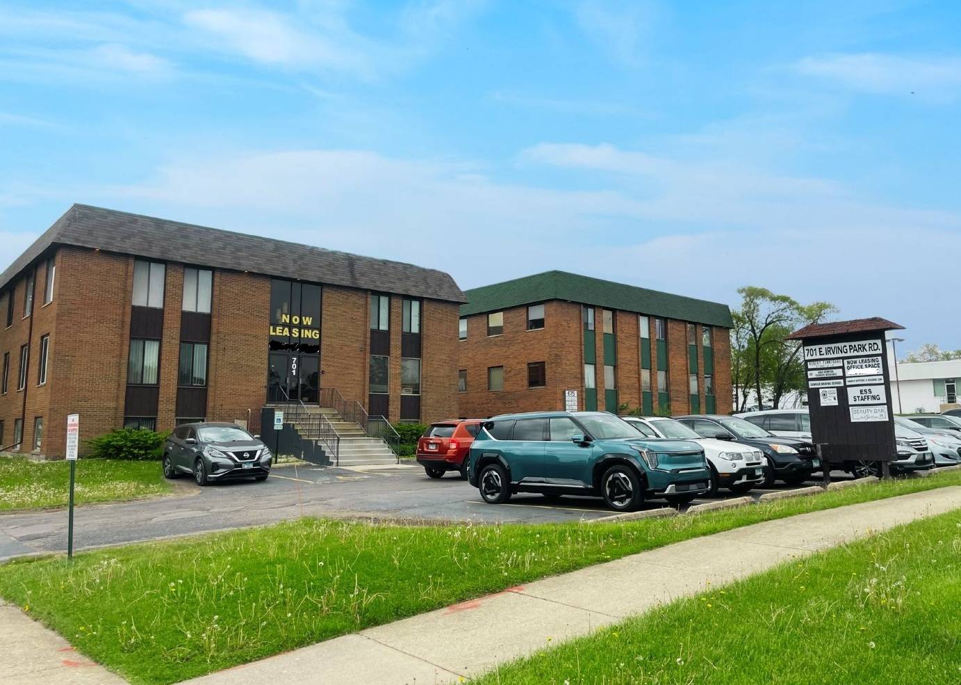 701 E Irving Park RD, Roselle, IL 60172