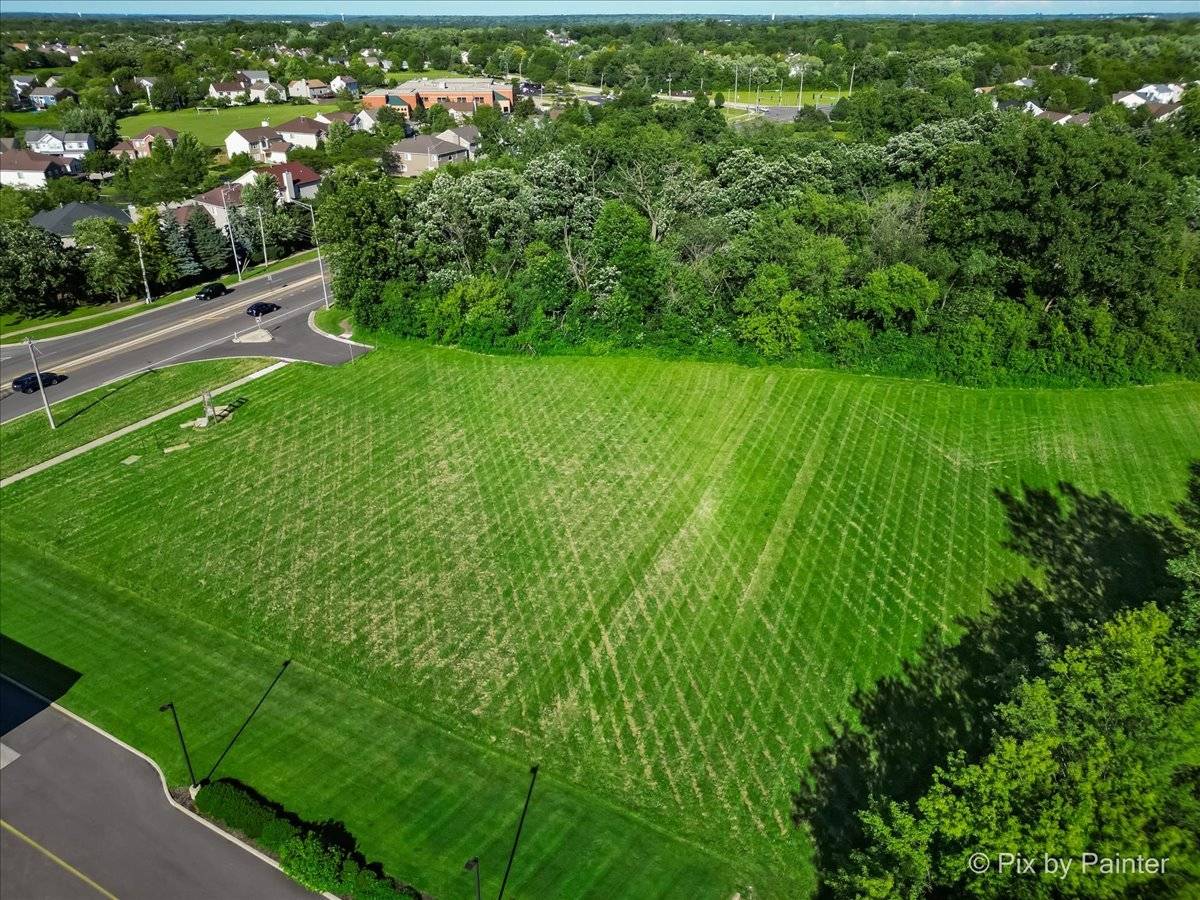 6850 Huntley RD, Carpentersville, IL 60110