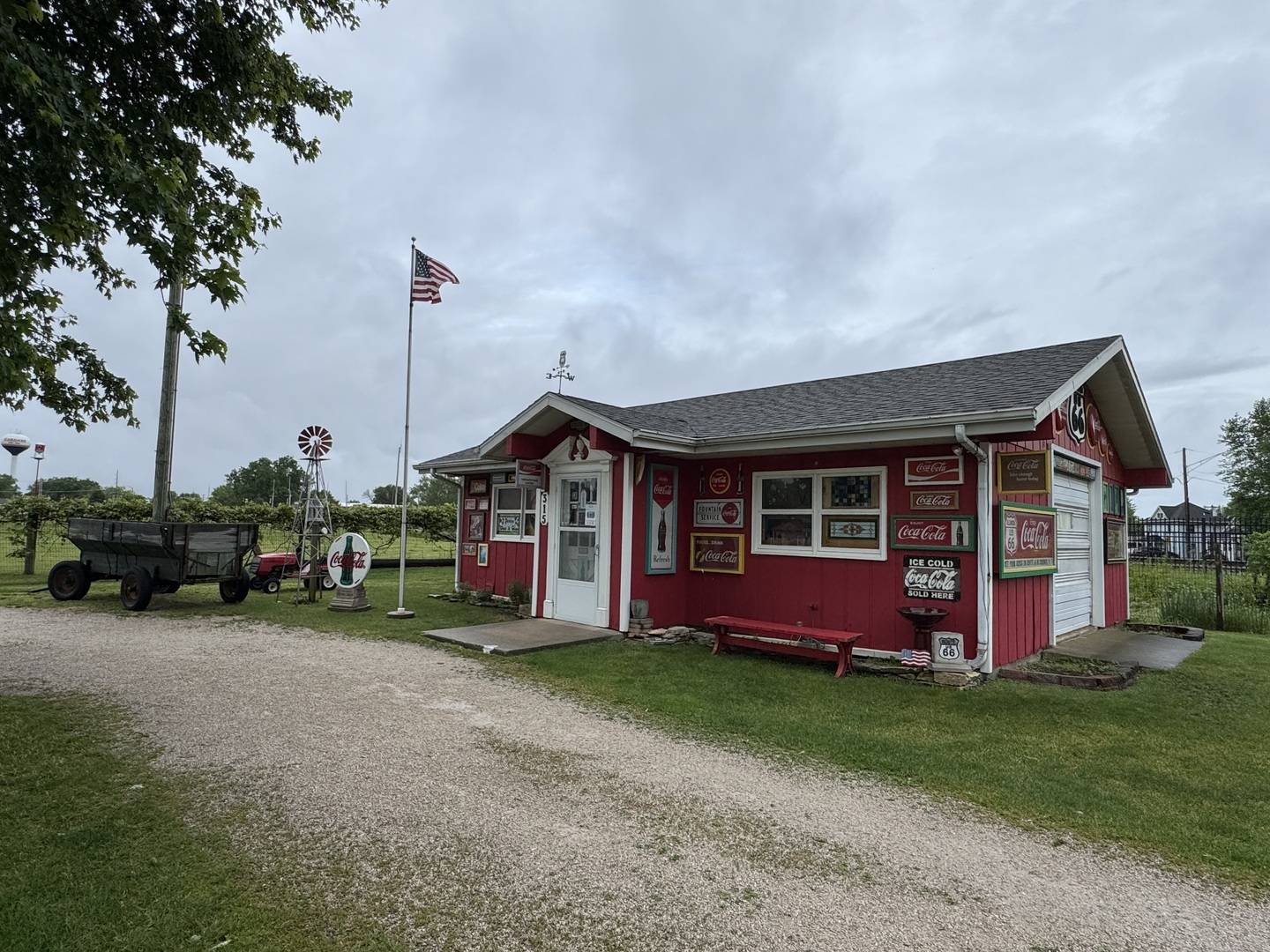 504 N Pine ST, Gardner, IL 60424