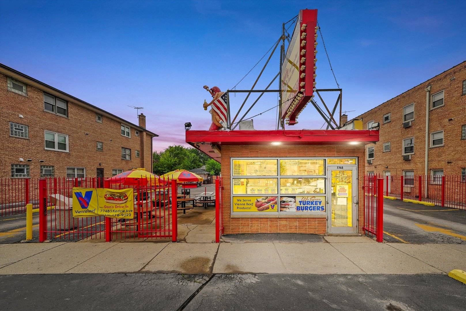 7748 S Kedzie AVE, Chicago, IL 60652