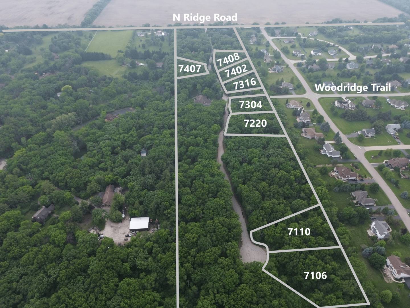 7407 Forest Oak DR, Mchenry, IL 60050