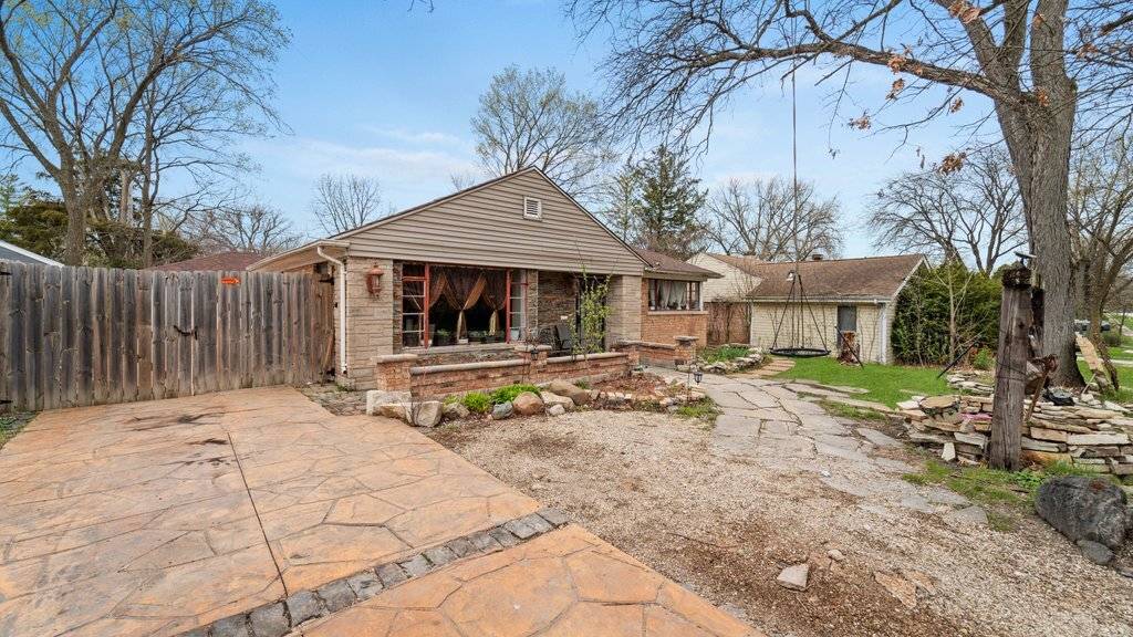 36 Monee RD, Park Forest, IL 60466