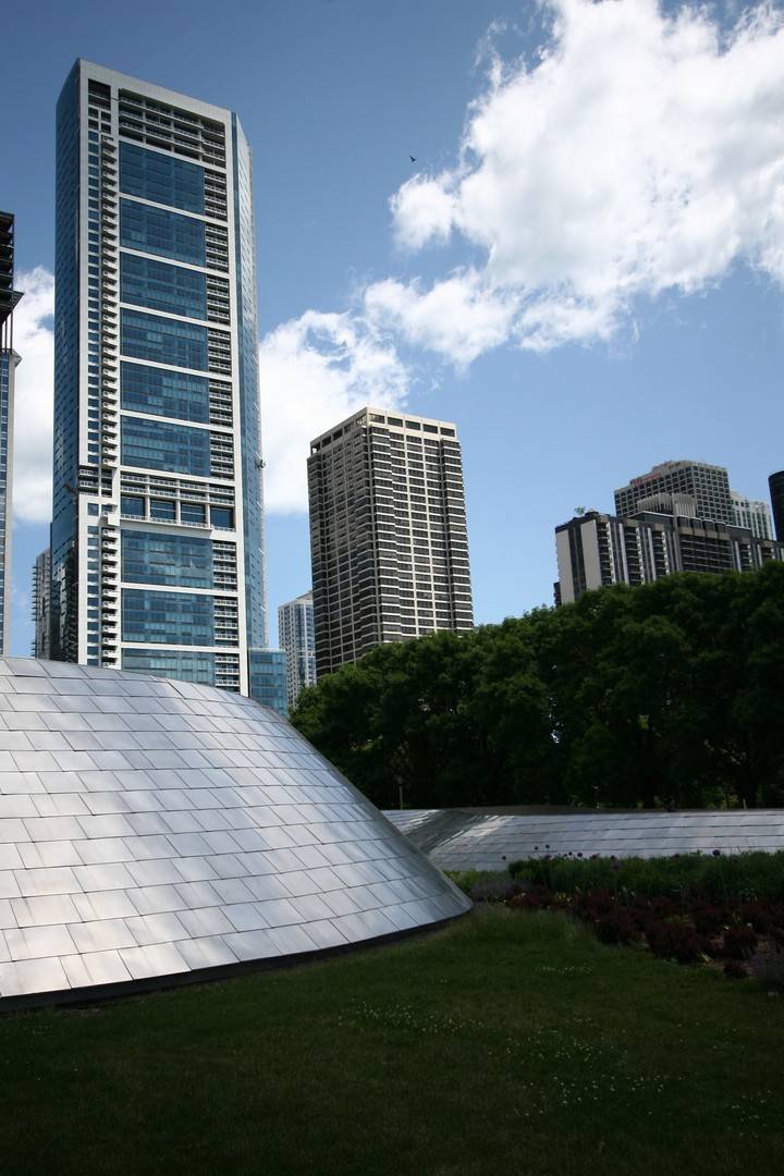 340 E Randolph ST #5504, Chicago, IL 60601