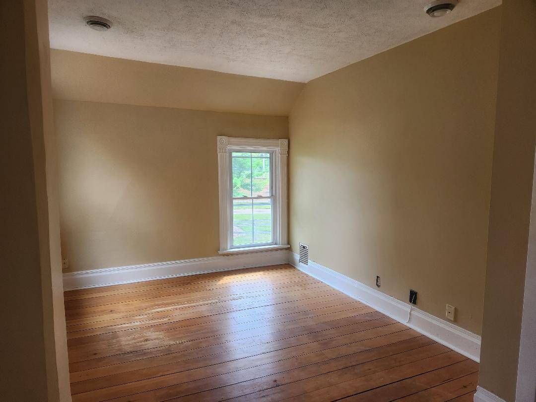 329 Jefferson ST, Algonquin, IL 60102