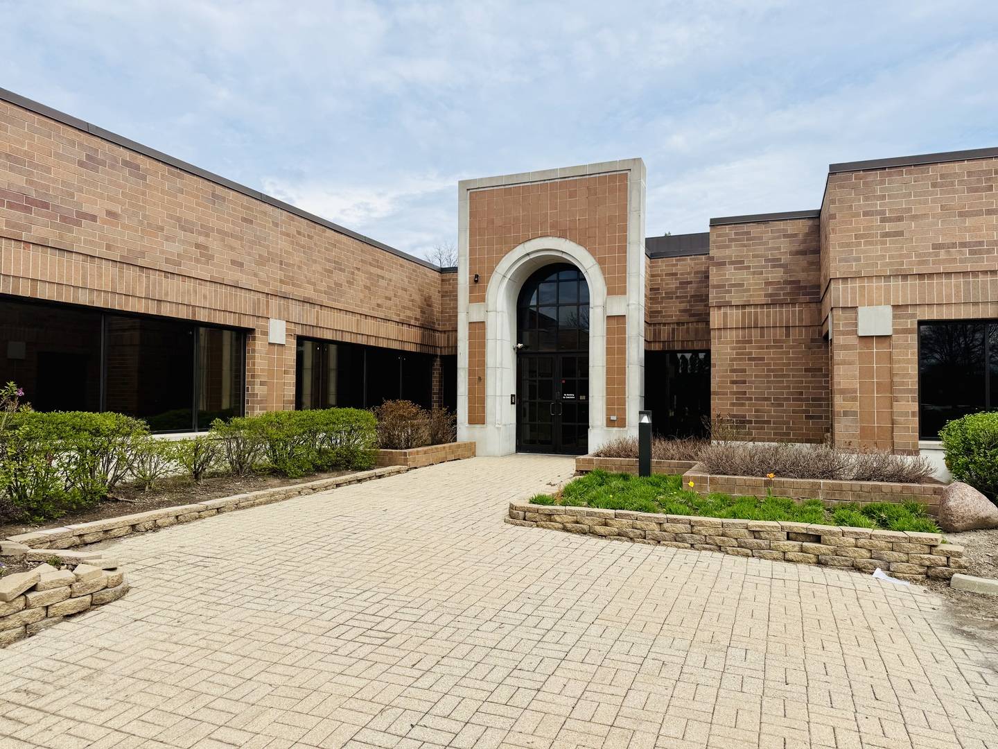 945 Lakeview Pkwy #180, Vernon Hills, IL 60061