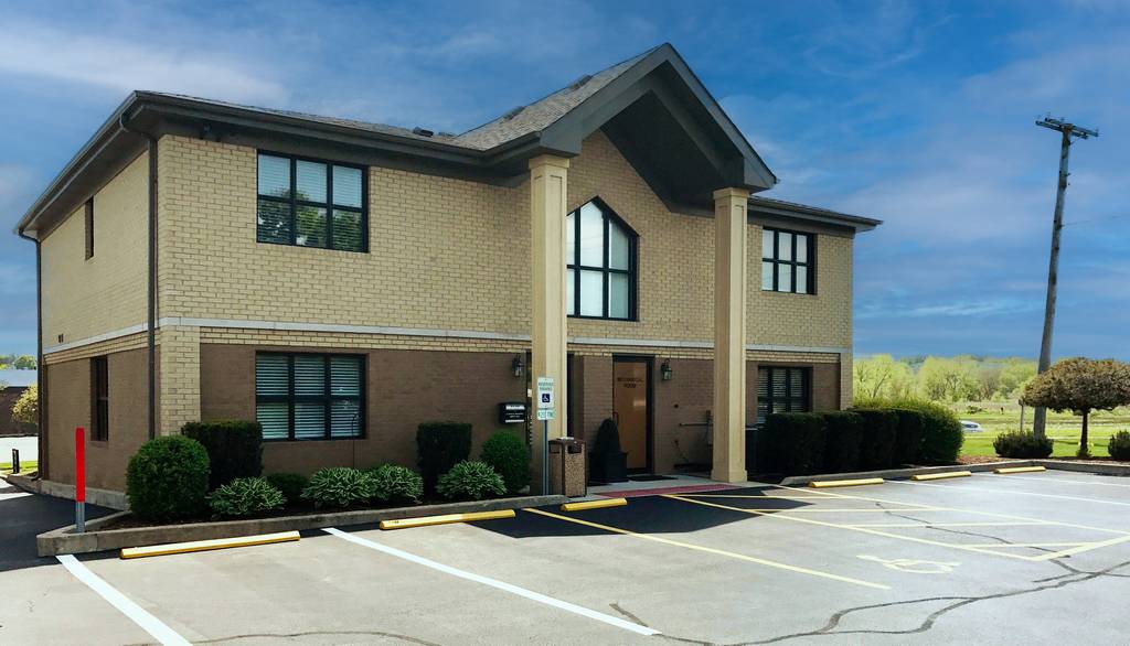 511 Eichler DR #203-204, West Dundee, IL 60118