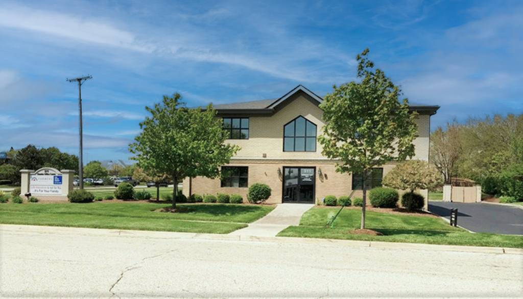 511 Eichler DR #203-204, West Dundee, IL 60118