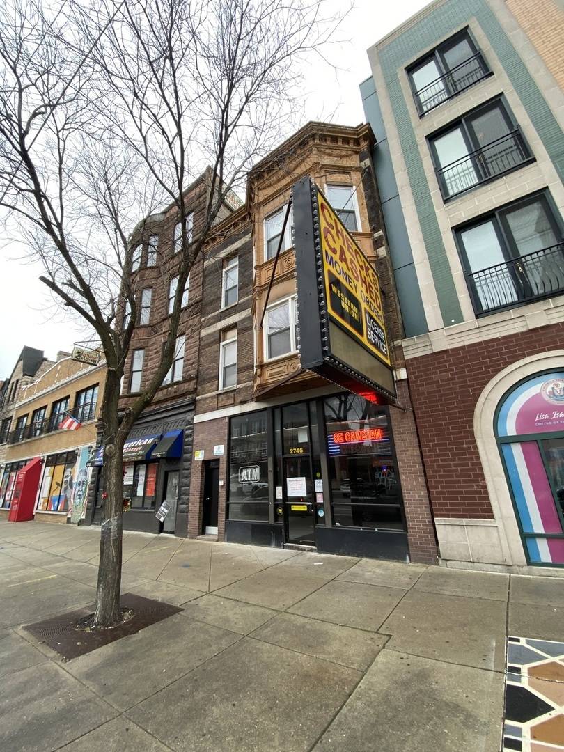 2745 W Division ST, Chicago, IL 60622