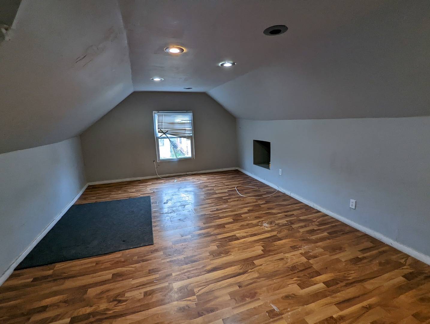 10515 S Perry AVE, Chicago, IL 60628