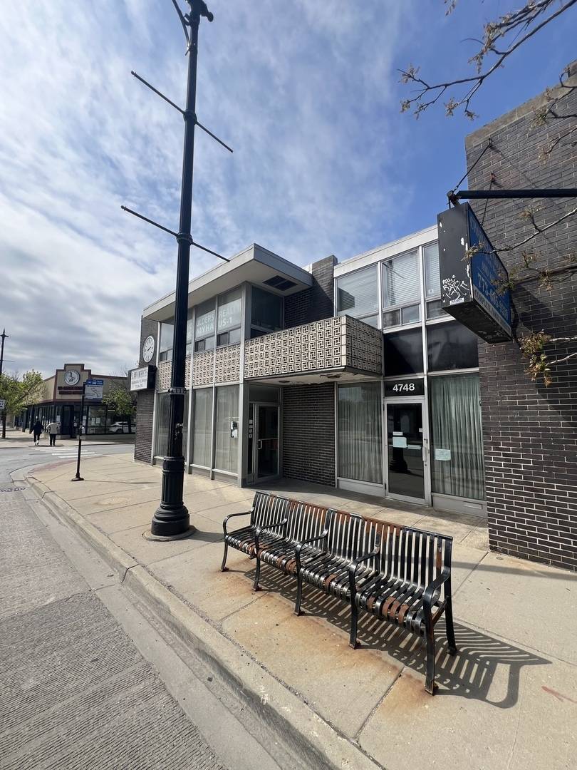 4746-48 N Milwaukee AVE, Chicago, IL 60630