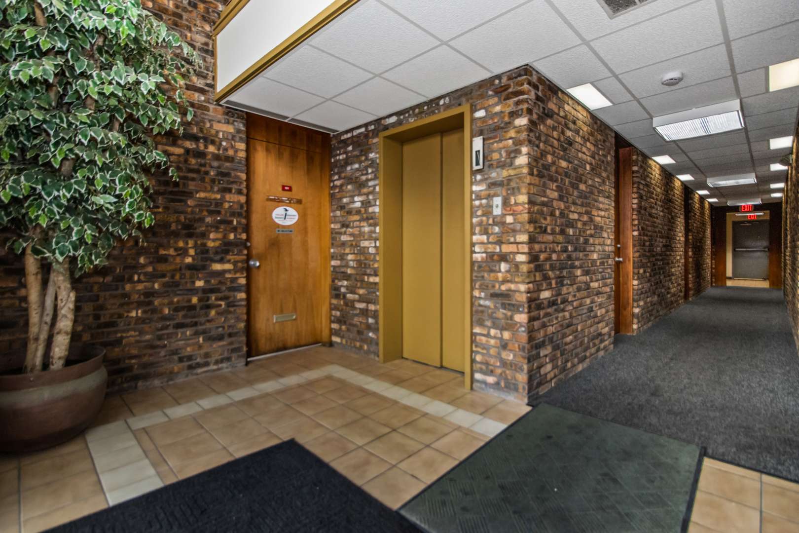 315-345 W Northwest HWY #207, Palatine, IL 60067