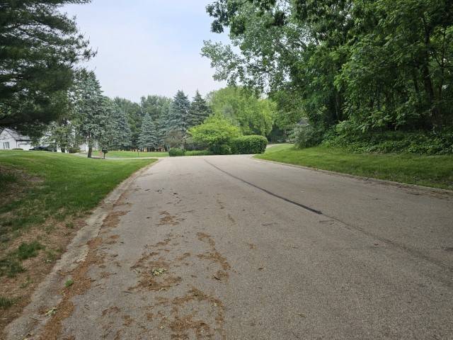 41W329 Prairie View LN, Campton Hills, IL 60175