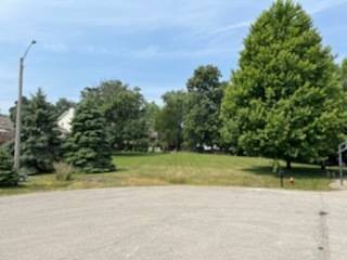 704 Russell CT, Heyworth, IL 61745