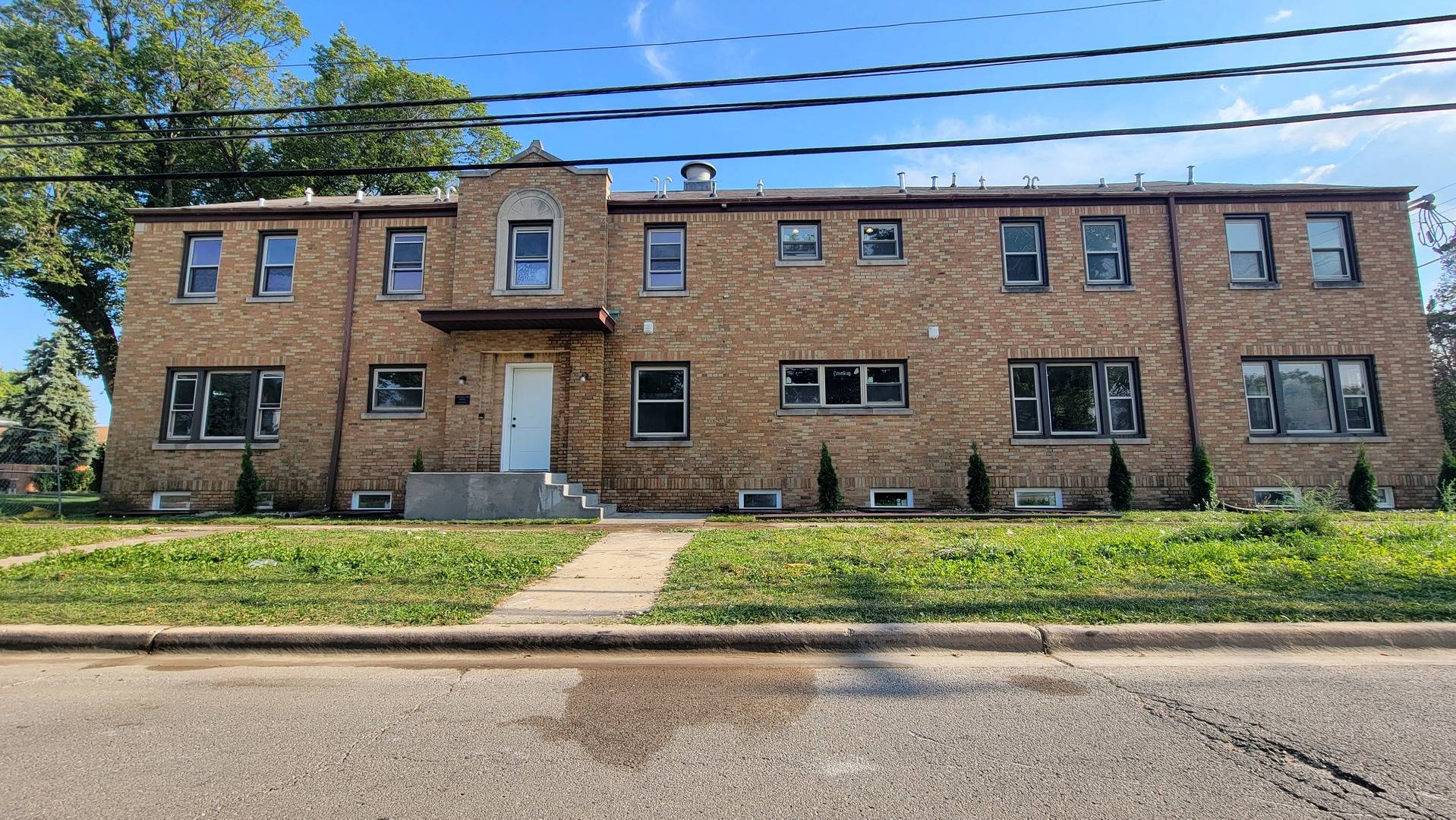 4000 Forest AVE #6, Brookfield, IL 60513