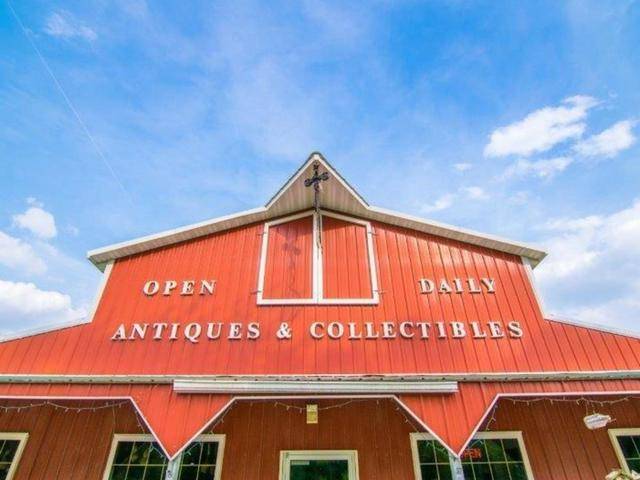 23080 Waller RD, Fulton, IL 61252