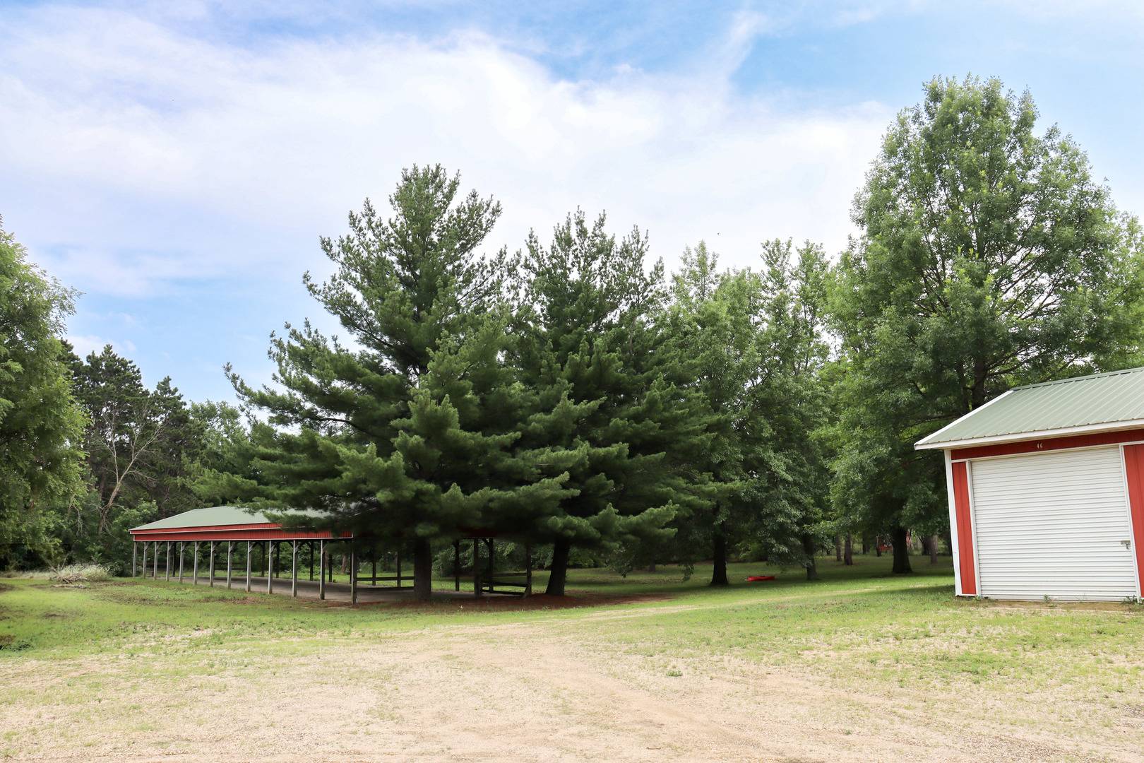 23148 Waller RD, Fulton, IL 61252