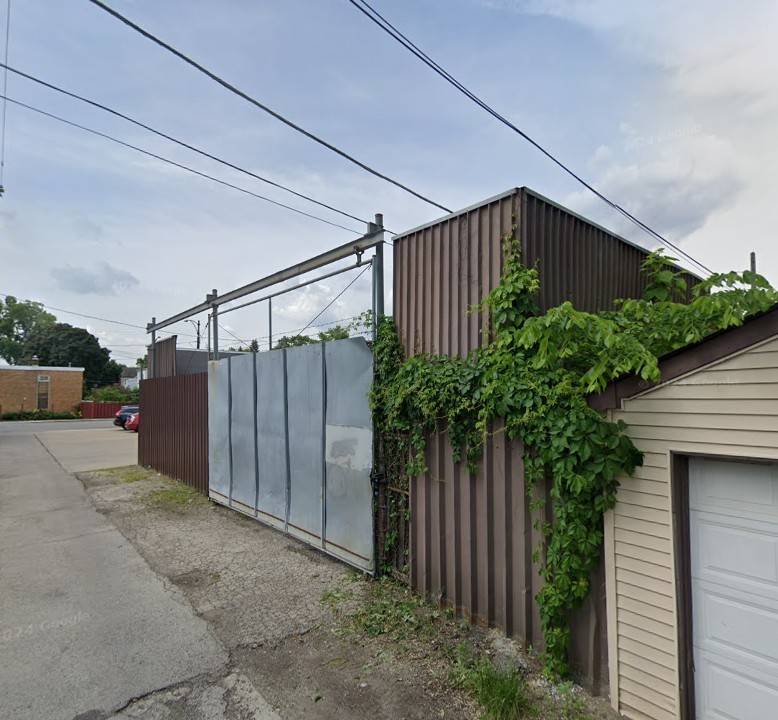 4220 W Montrose AVE #REAR, Chicago, IL 60641