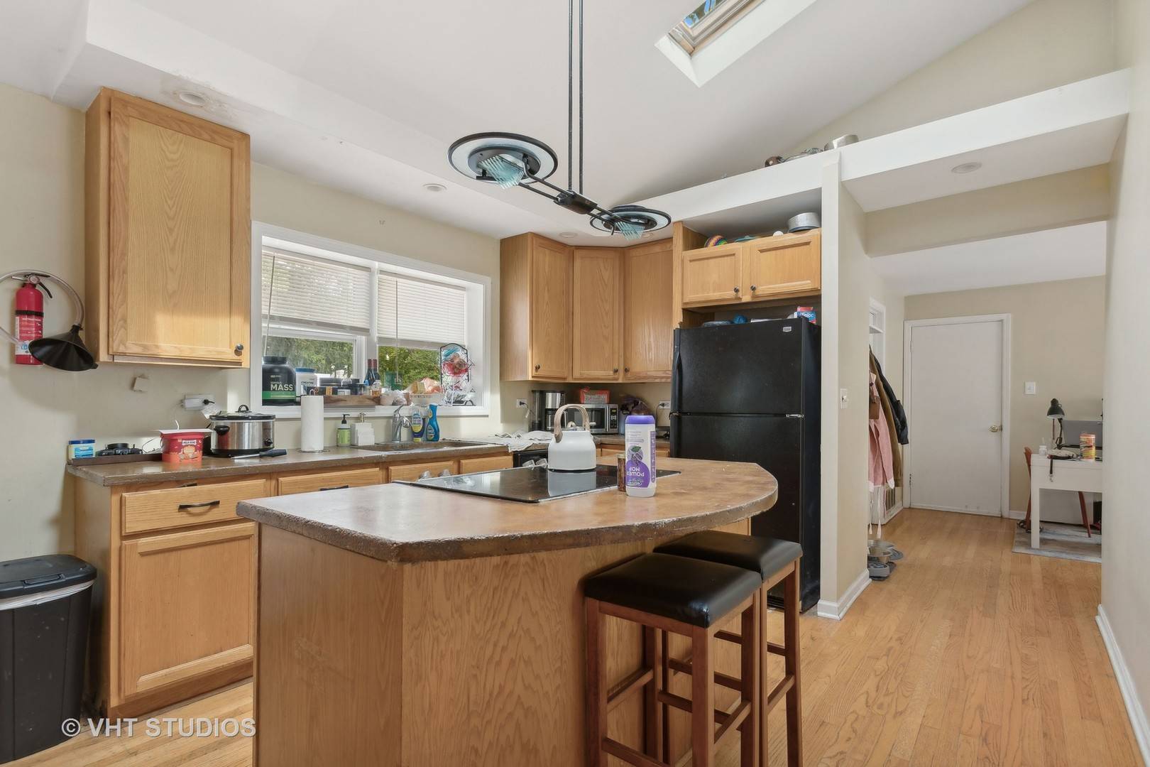 1750 W Thomas ST, Arlington Heights, IL 60004