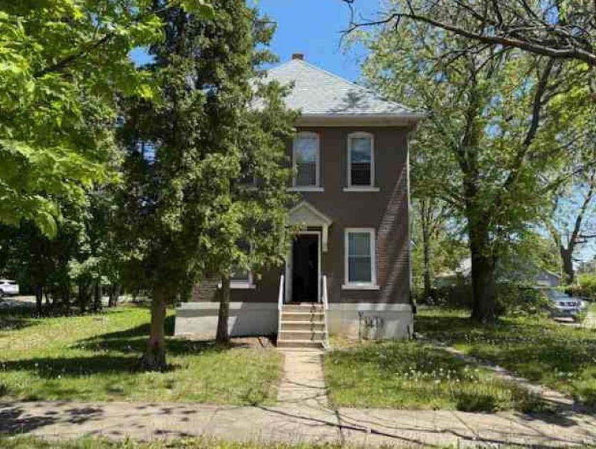 1617 Grove AVE, North Chicago, IL 60064