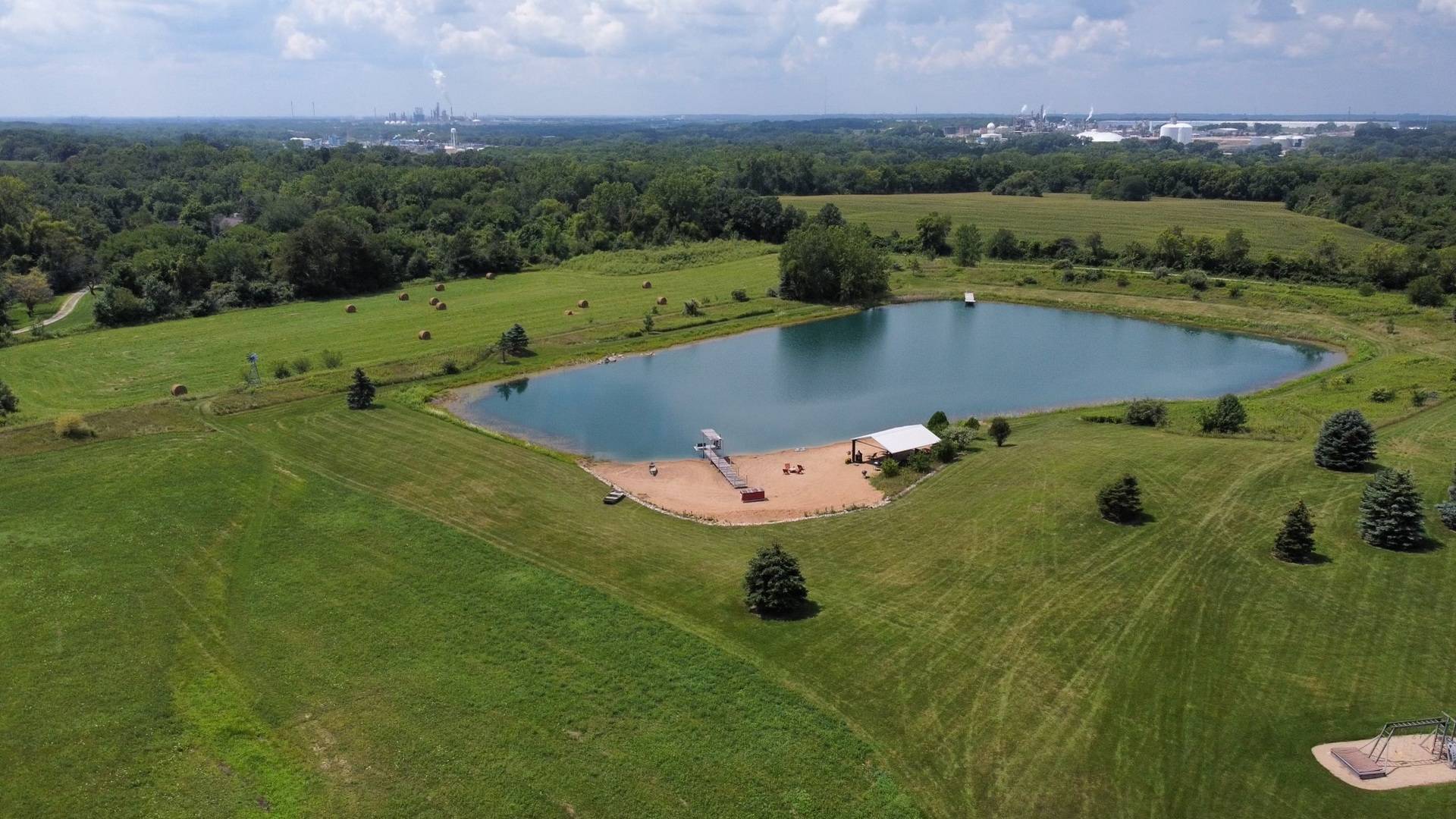 23550 S Vetter RD, Elwood, IL 60421