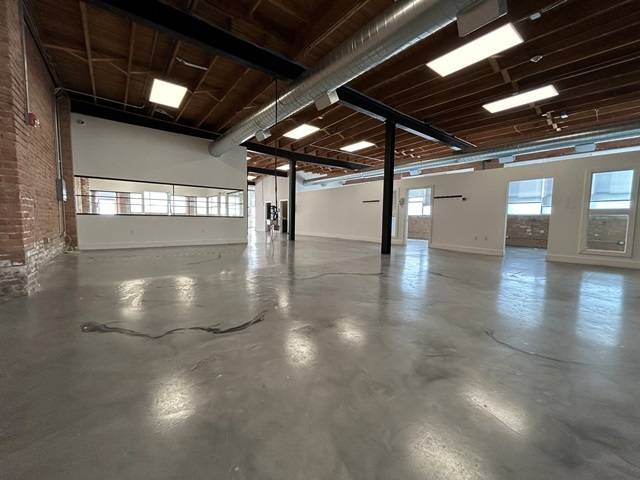 1438 W Fulton ST, Chicago, IL 60607