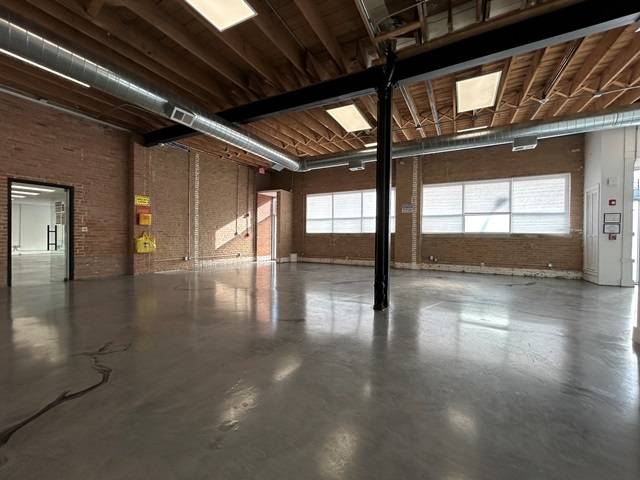 1438 W Fulton ST, Chicago, IL 60607