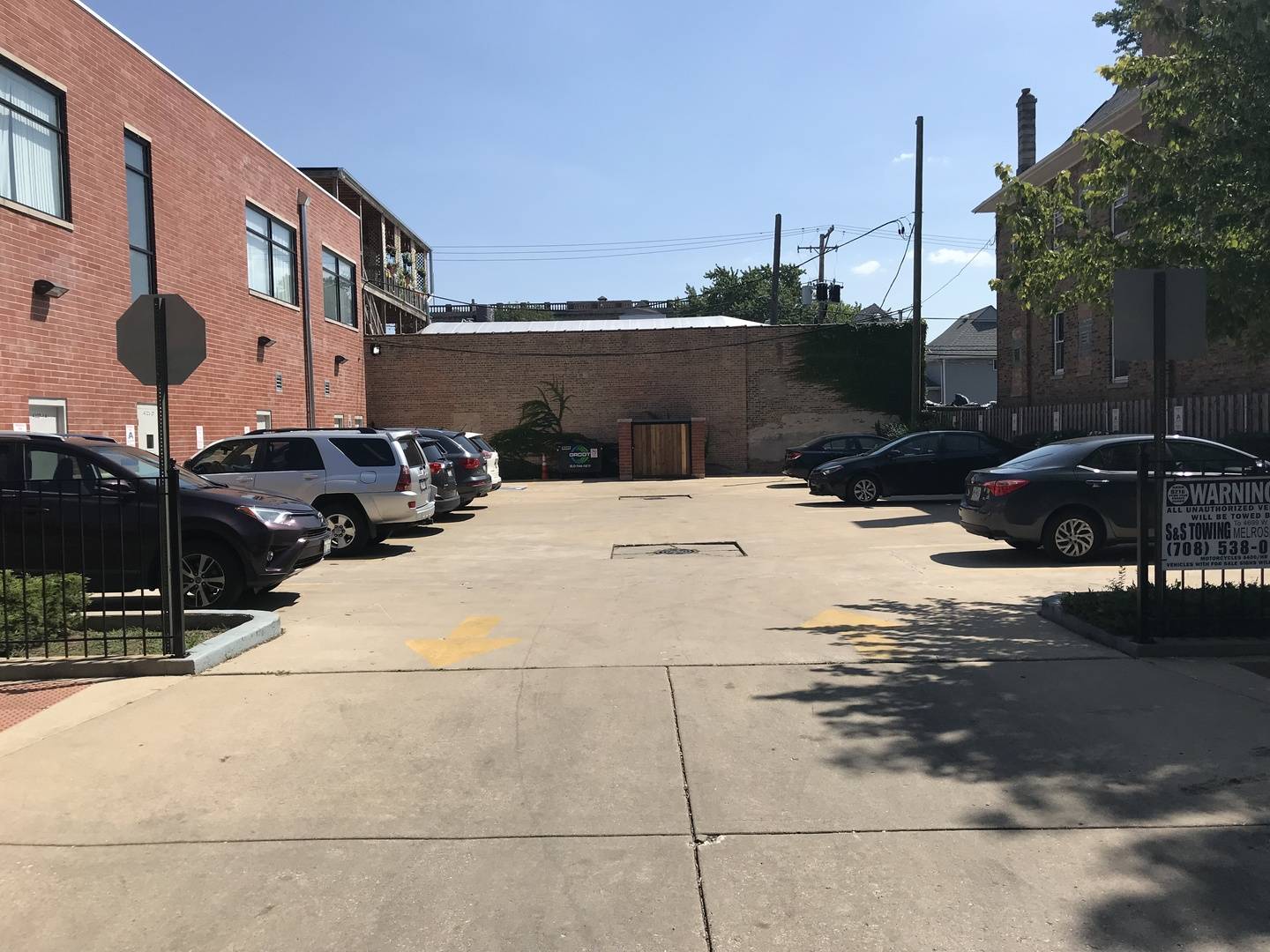 4323 W Irving Park RD, Chicago, IL 60641