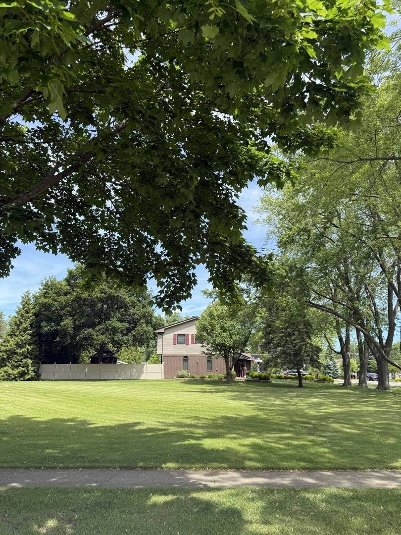 2110 Cherry AVE, Hanover Park, IL 60133