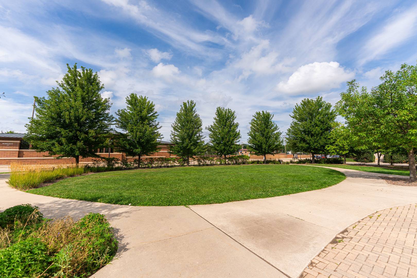 119 E Railroad AVE, Bartlett, IL 60103